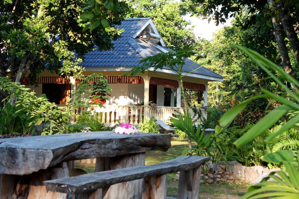 Domaine Les Rochers Ла-Діг Номер фото